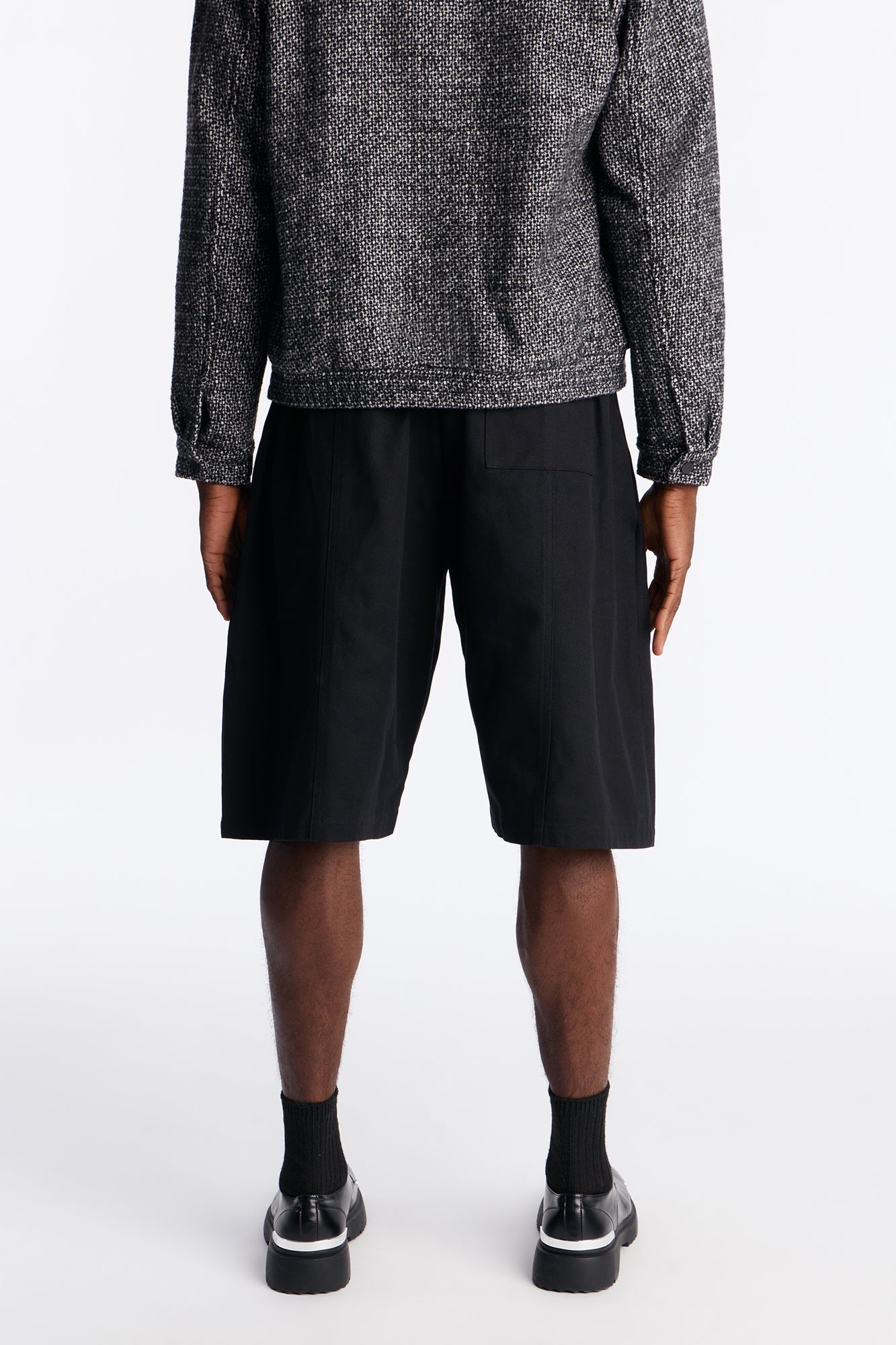 DTLA Deep Double Pleated Trouser Short - Black