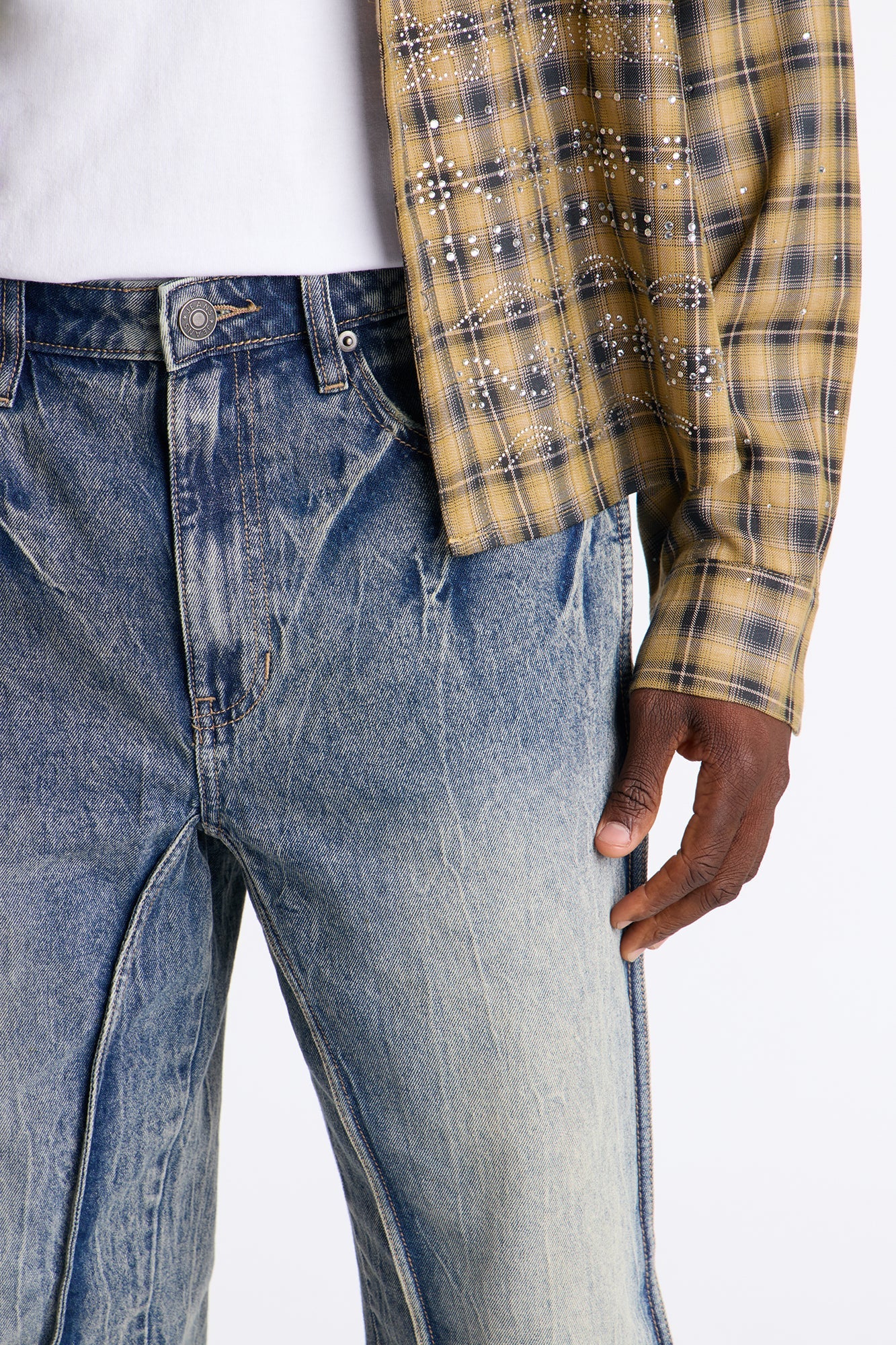 Straight Seams Down Jean - Medium Blue Wash