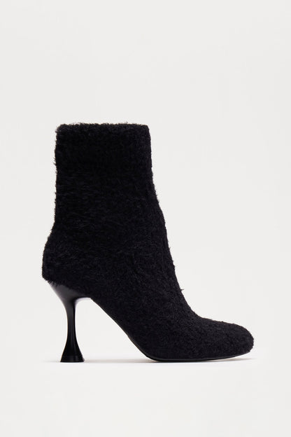 Toasty Knit Booties - Black
