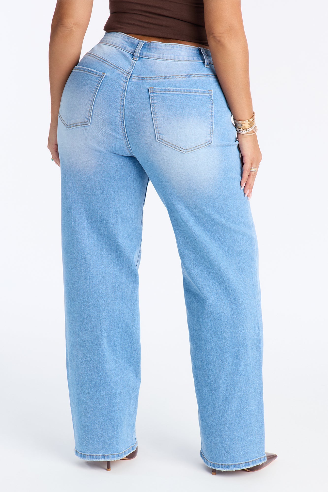 Lila High Rise Stretch Straight Leg Jeans - Light Wash