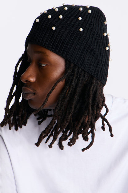 Pearl Embellishment Skull Fit Knit Beanie - Black