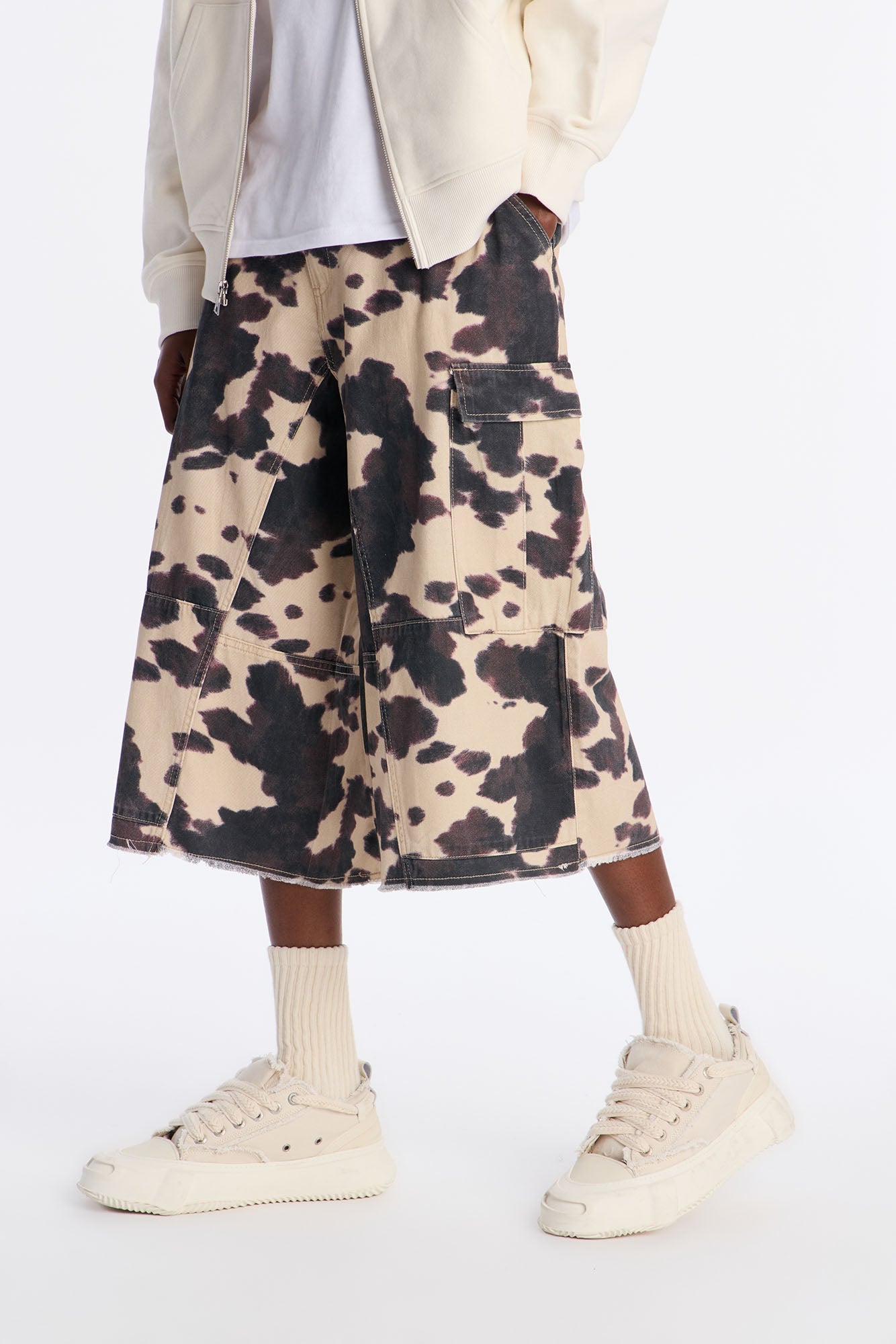 Baggy Arctic Camo Utility Shorts - Black/combo
