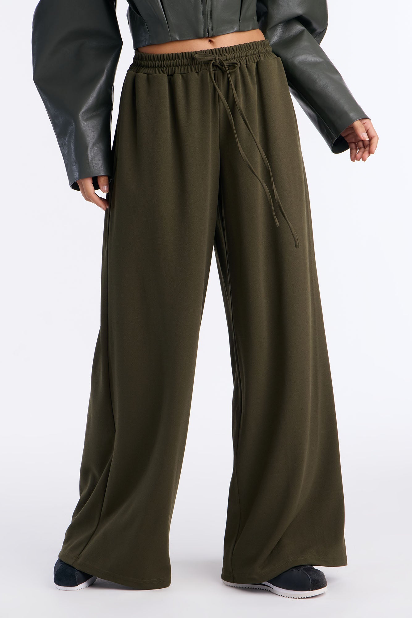 Undecided Path Crepe Woven Wide Leg Pant 33 - Olive