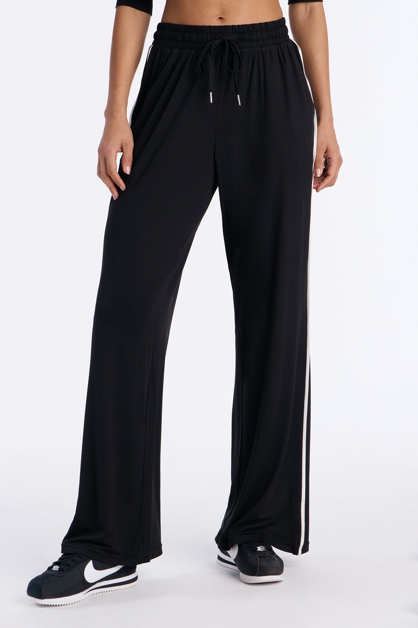 Lined Up Lounge Pant - Black