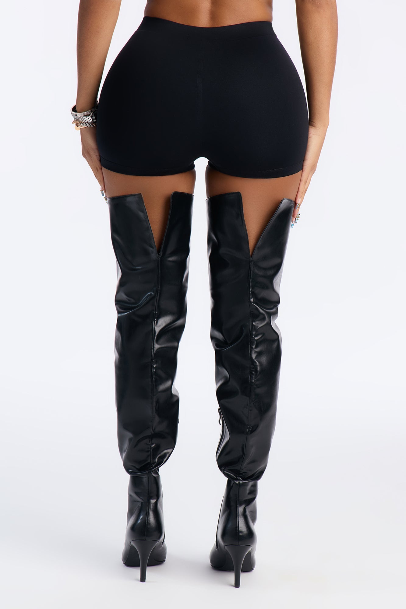 Seamless Smooth Double Lined Micro Hot Short - Black