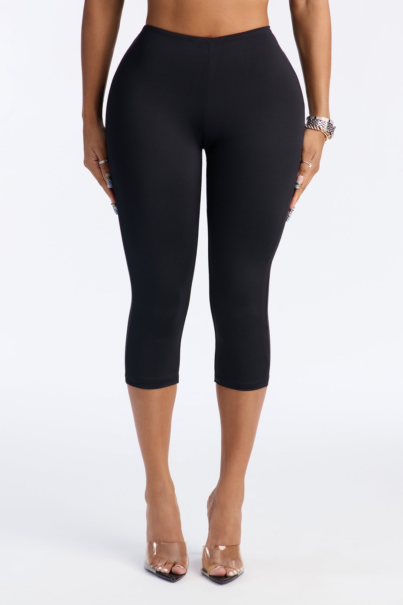 Contour Double Lined Capri Pant - Black
