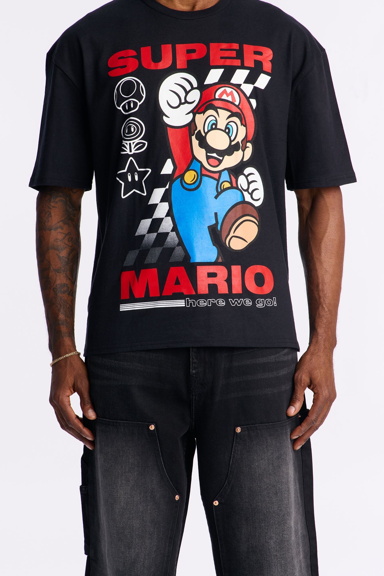 Super Mario Here We Go Boxy Short Sleeve Tee - Black