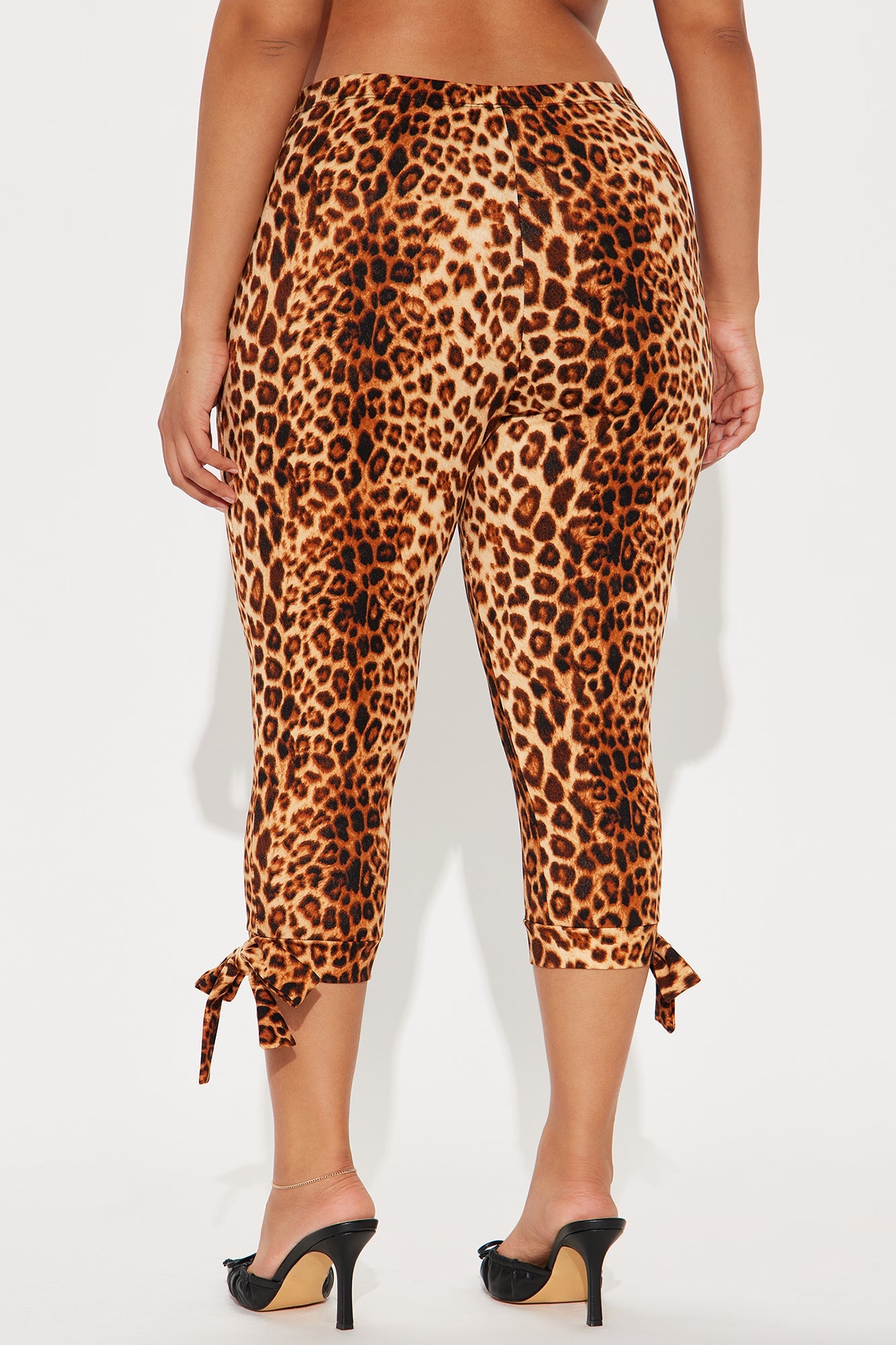 Well Behaved Leopard Capri Legging - Brown/combo
