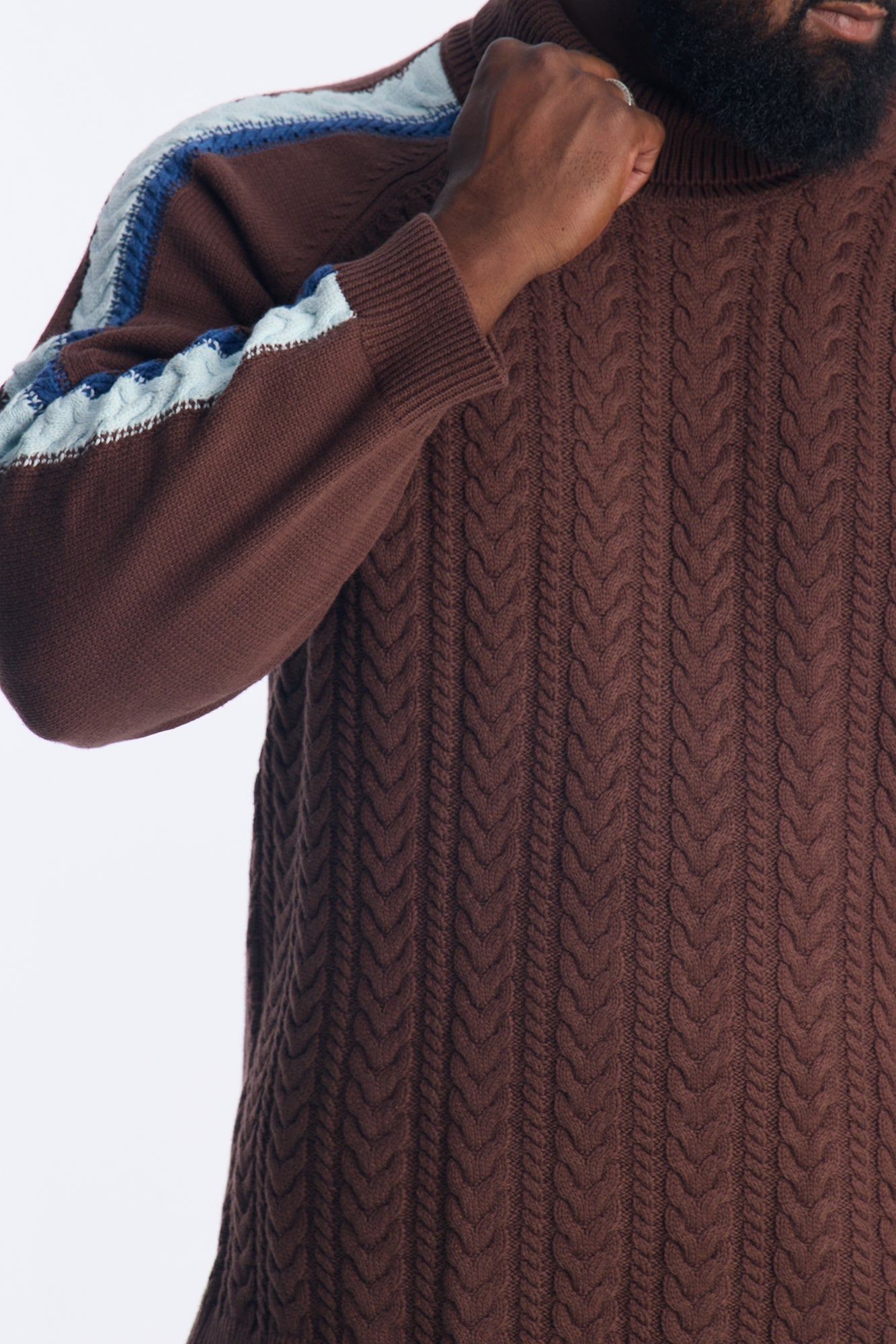 Cable Knit Turtle Neck Contrast Sweater - Chocolate
