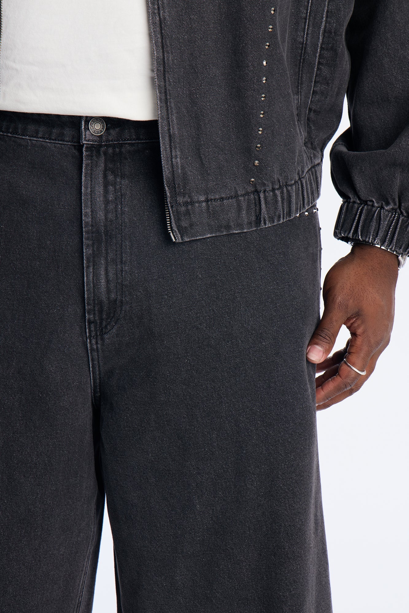 Baggy Lined Up Jewels Denim Short - Black Wash