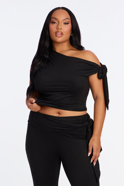 Ella Faux Suede Capri Set - Black