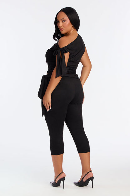 Ella Faux Suede Capri Set - Black