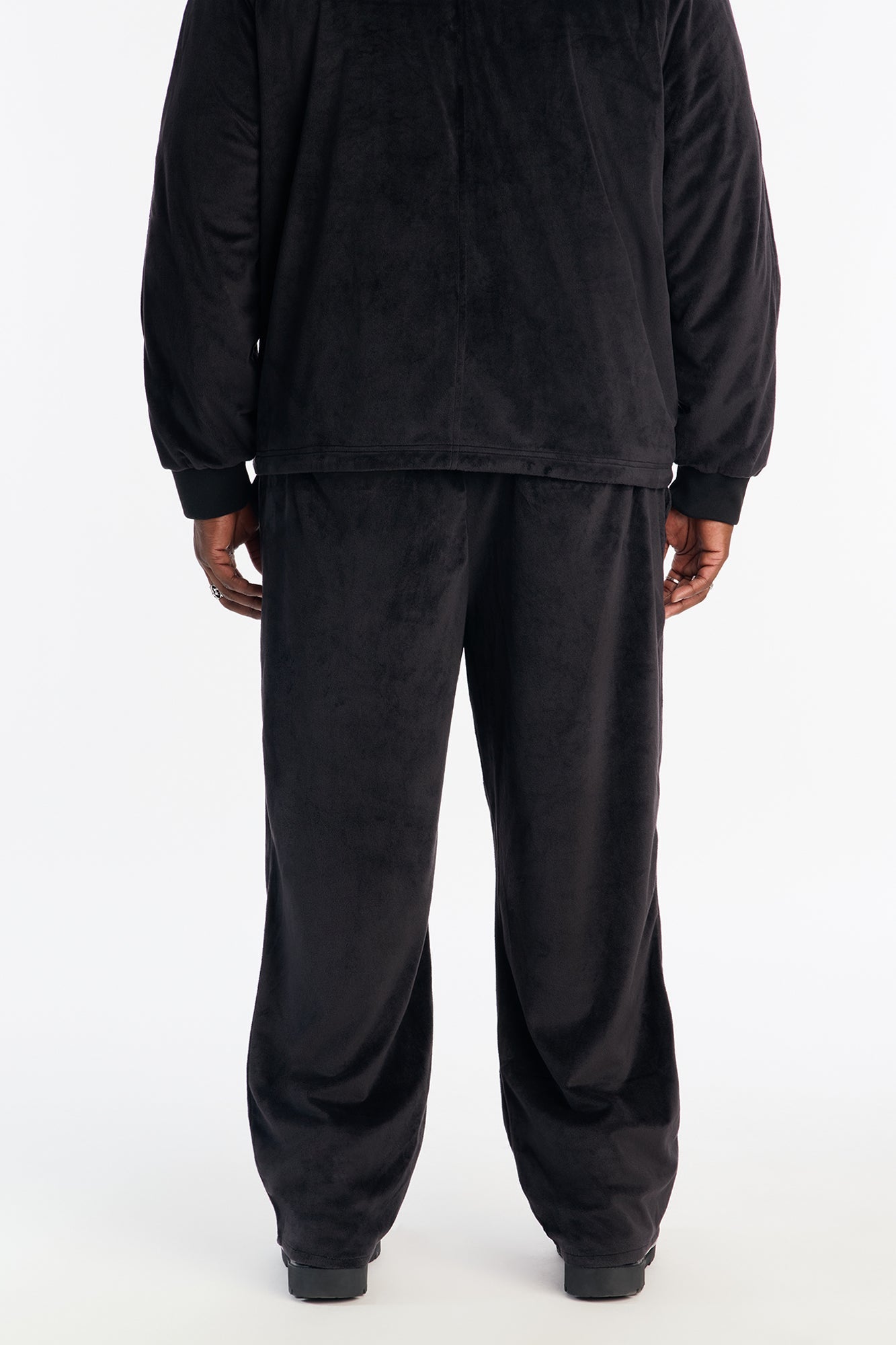 Straight Velour Pant - Black