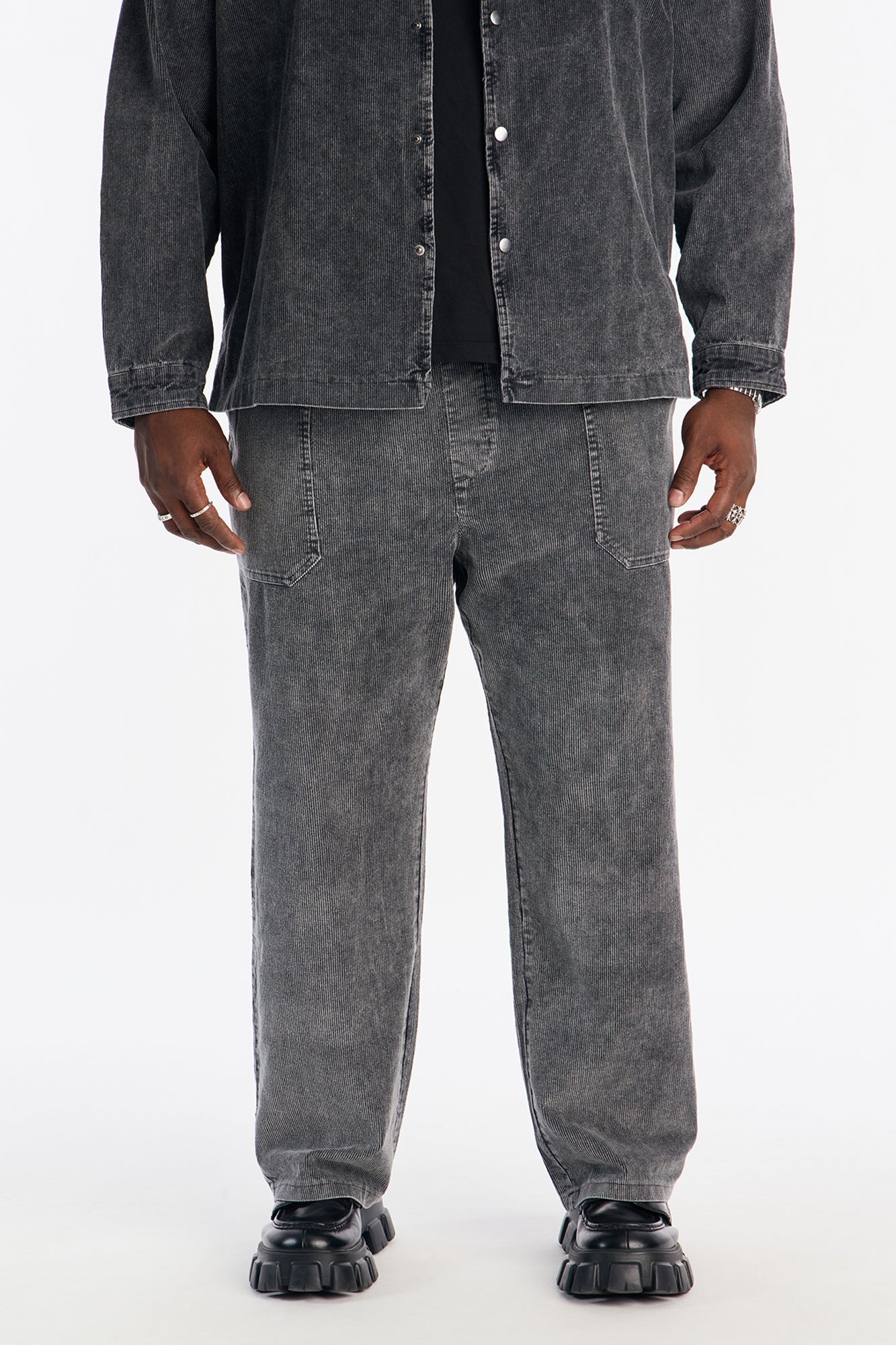 Straight Chi Town Corduroy Pant - Acid Wash Black