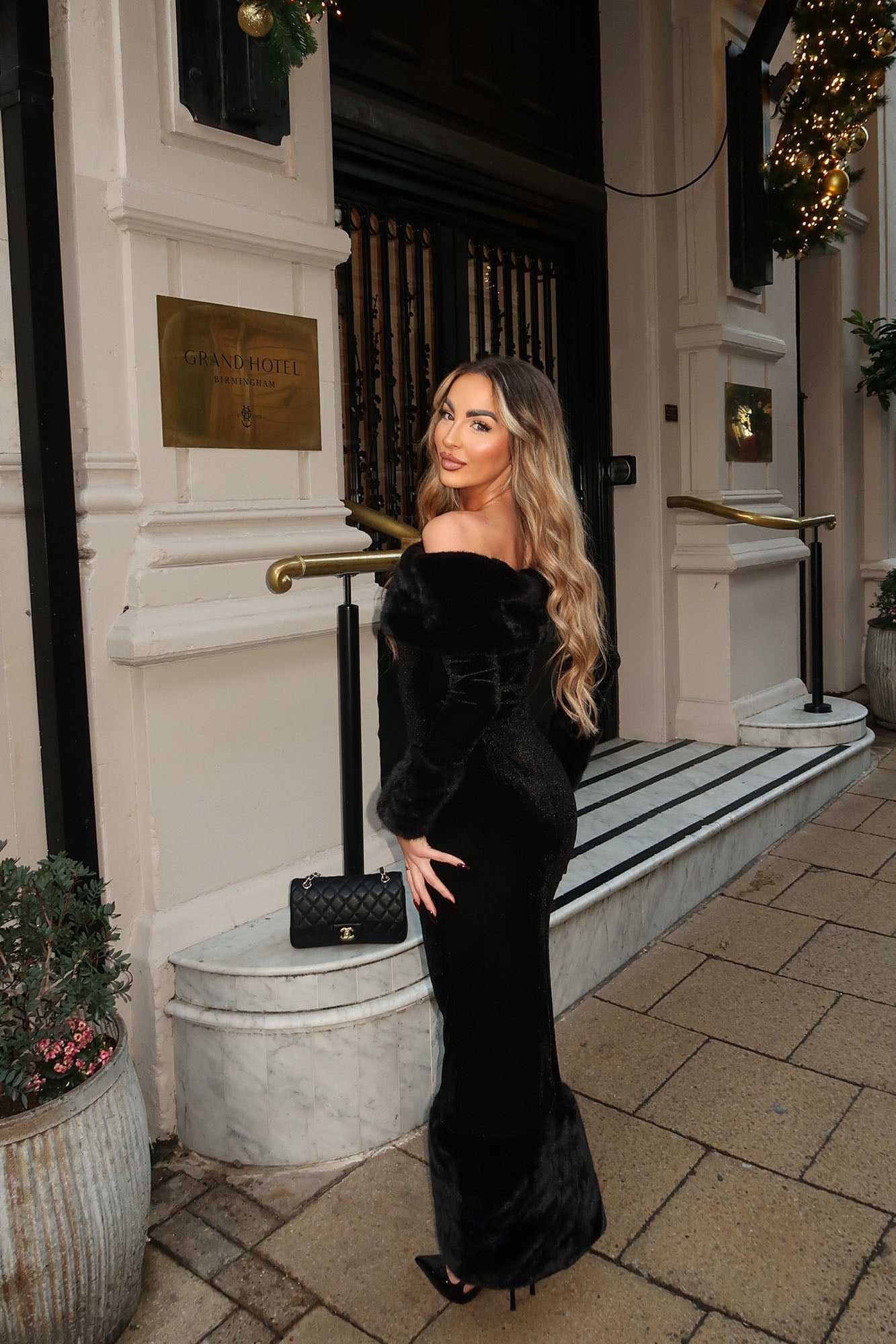 Jennifer Velvet Maxi Dress - Black