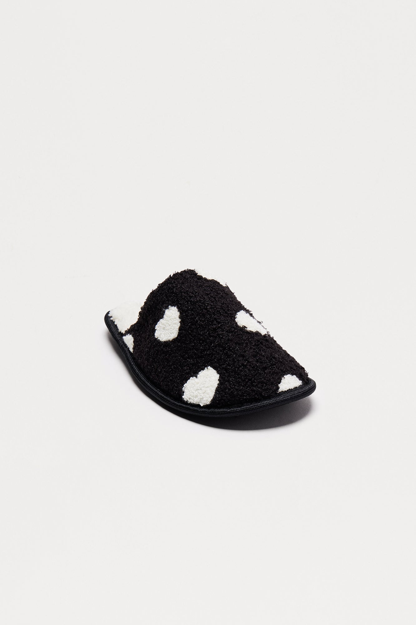Heart To Heart Slippers - Black