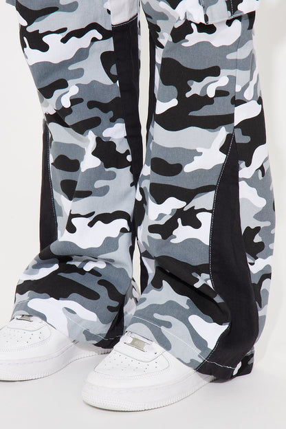Mini Rod Camo Print Cargo Twill Pant - Camouflage