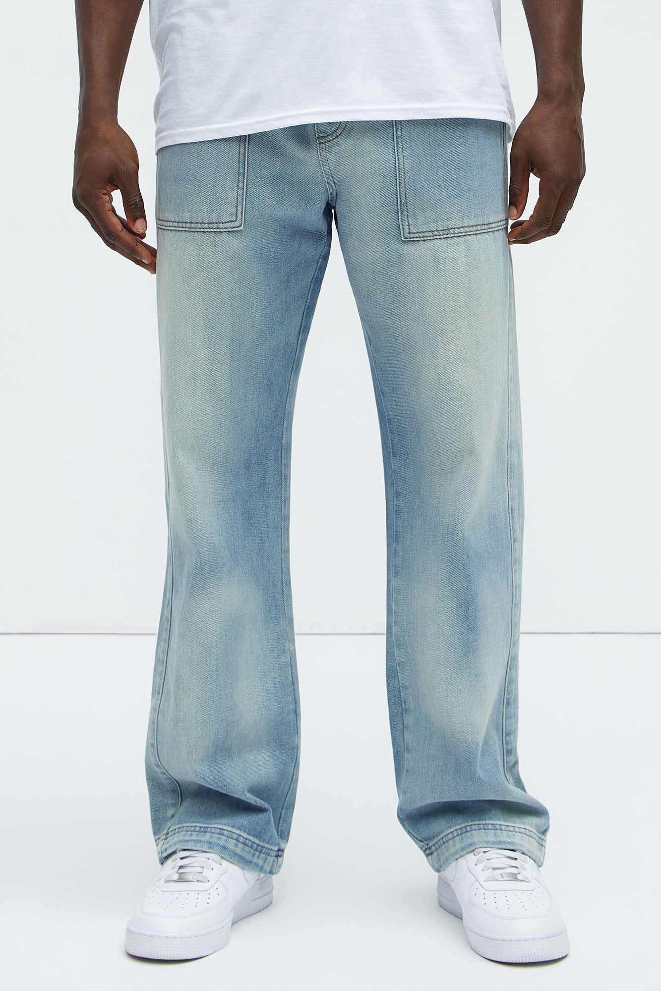 Tahir Relaxed Straight Jeans - Light Wash