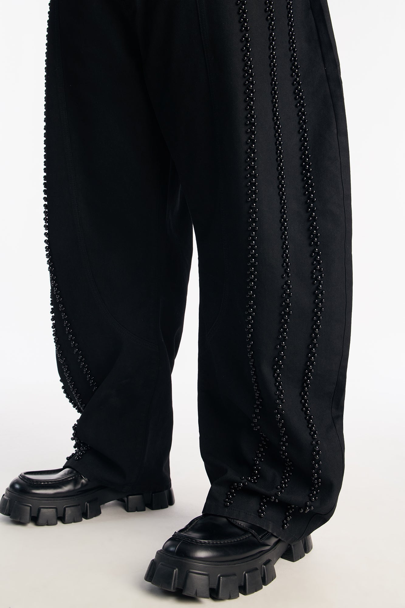 Barrel Pearl Obsidian Jean - Black