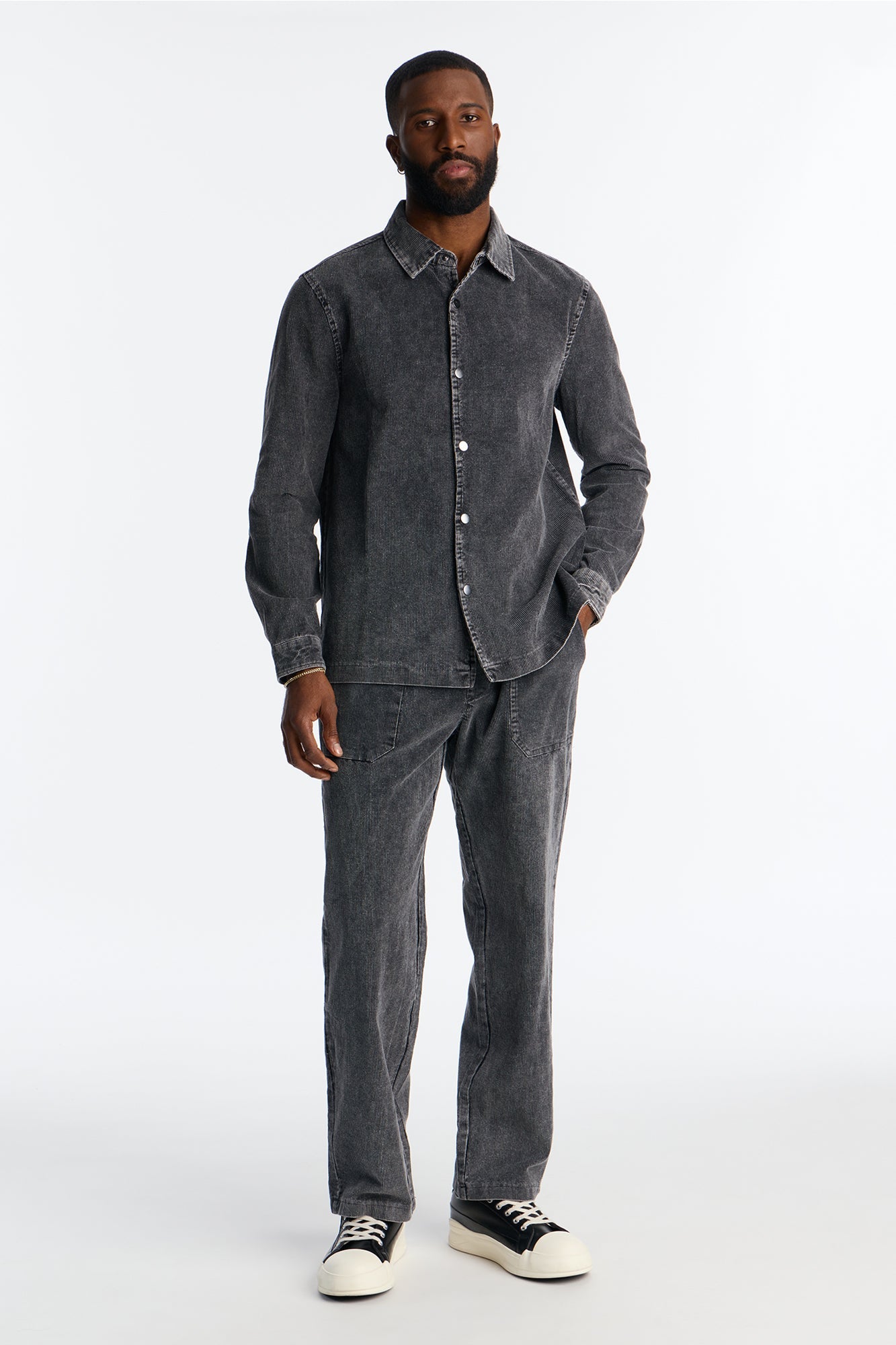 Straight Chi Town Corduroy Pant - Acid Wash Black