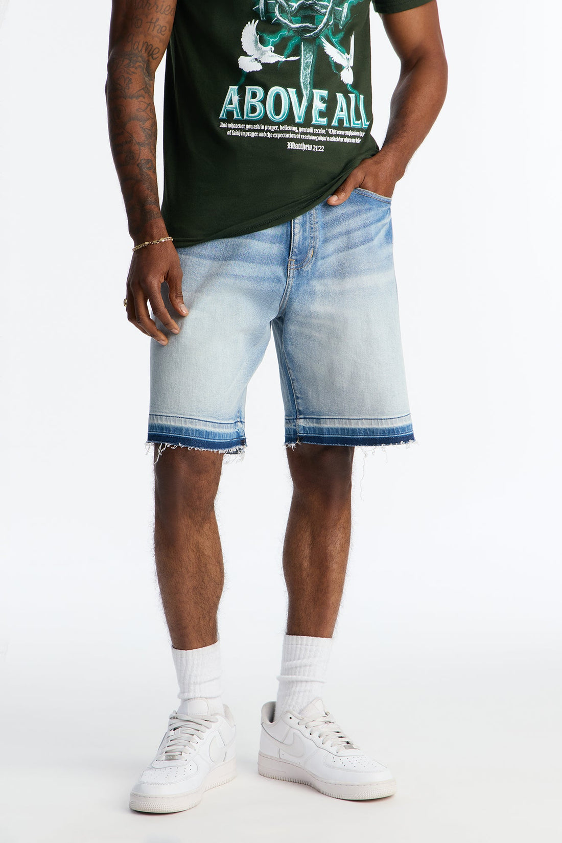 Run Around Relaxed Denim Shorts - Light Wash