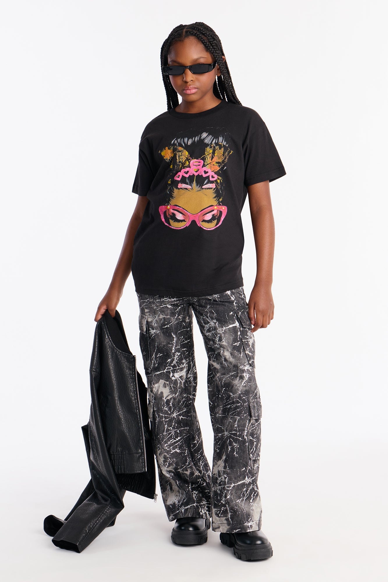 Mini In Her Camo Short Sleeve Graphic T-Shirt - Black
