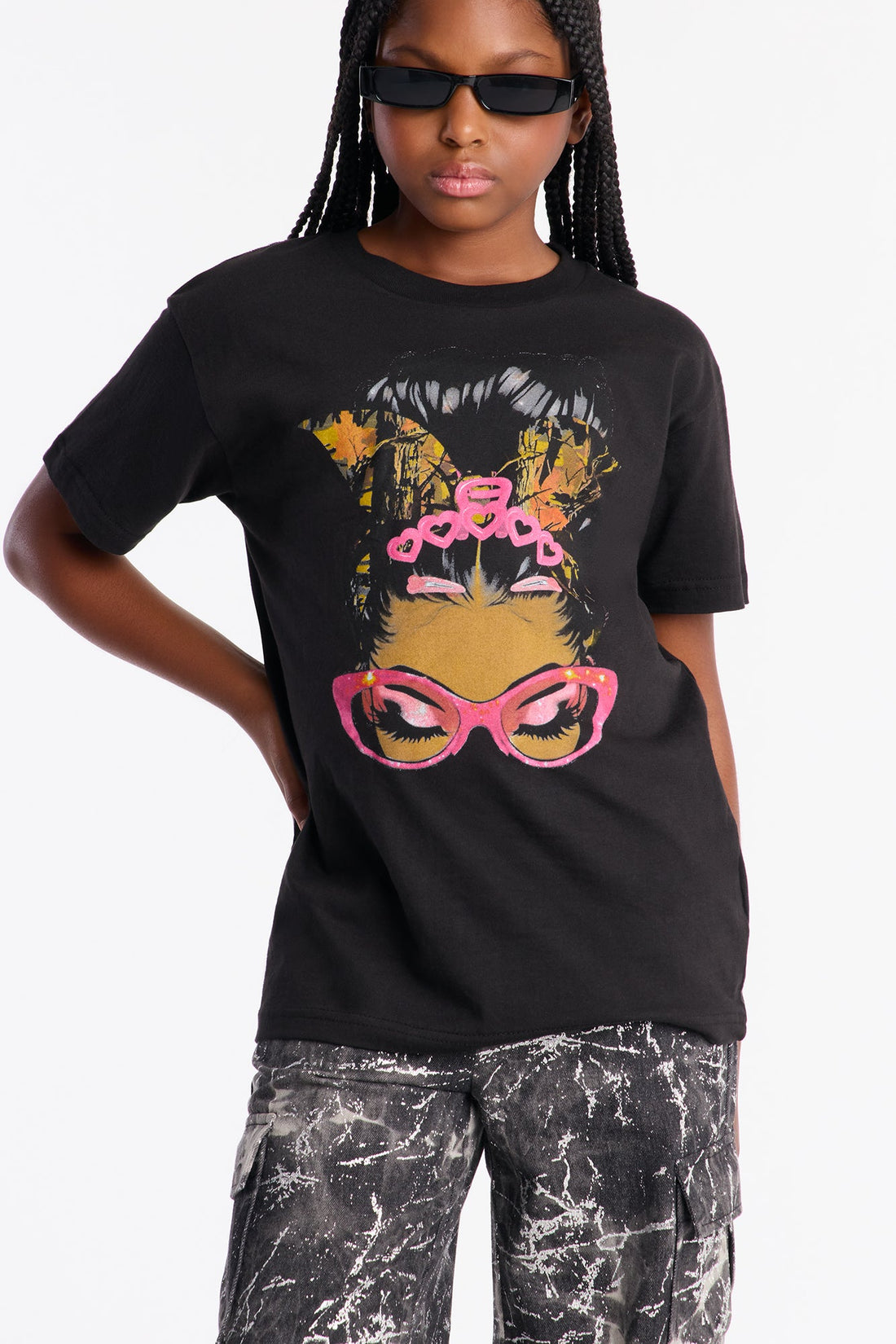 Mini In Her Camo Short Sleeve Graphic T-Shirt - Black