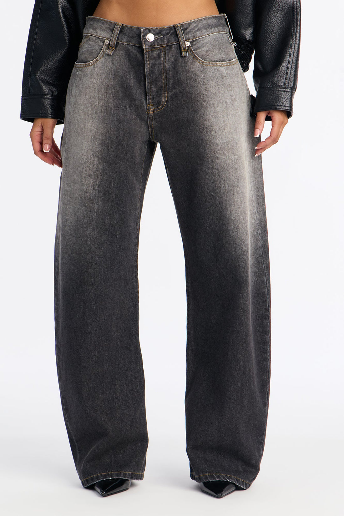 Stockholm Horseshoe Barrel Leg Jeans - Dark Grey