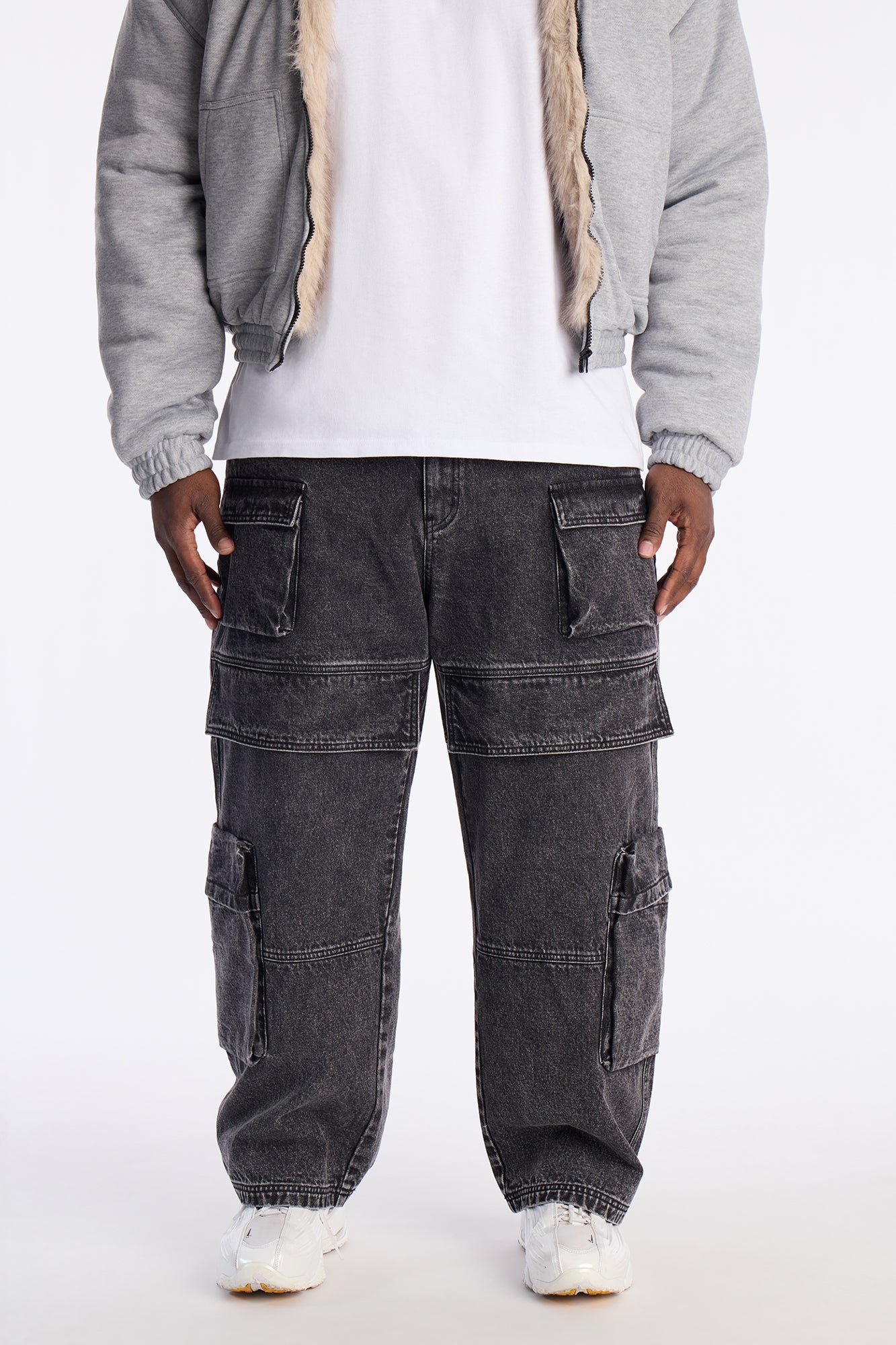 Baggy Pass It Over Cargo Jean - Black Wash