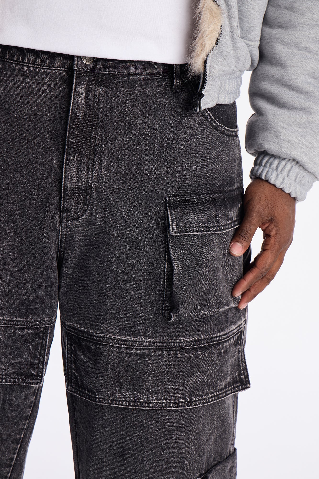 Baggy Pass It Over Cargo Jean - Black Wash