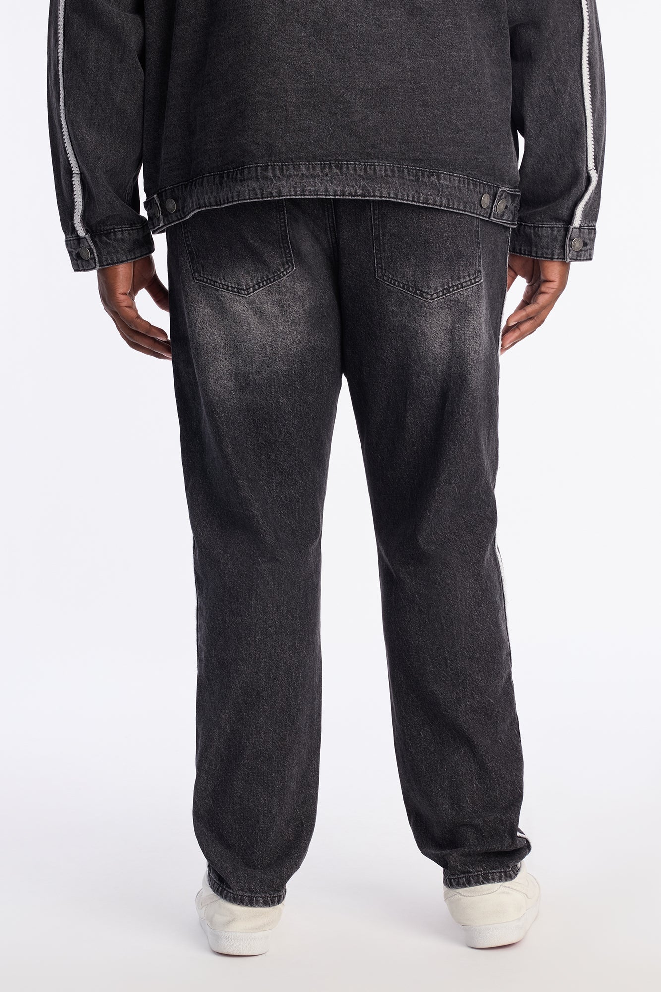 Slim Crochet Jean - Black Wash