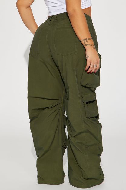 Talk It Up Oversized Distressed Washed Cargo Pant - Olive
