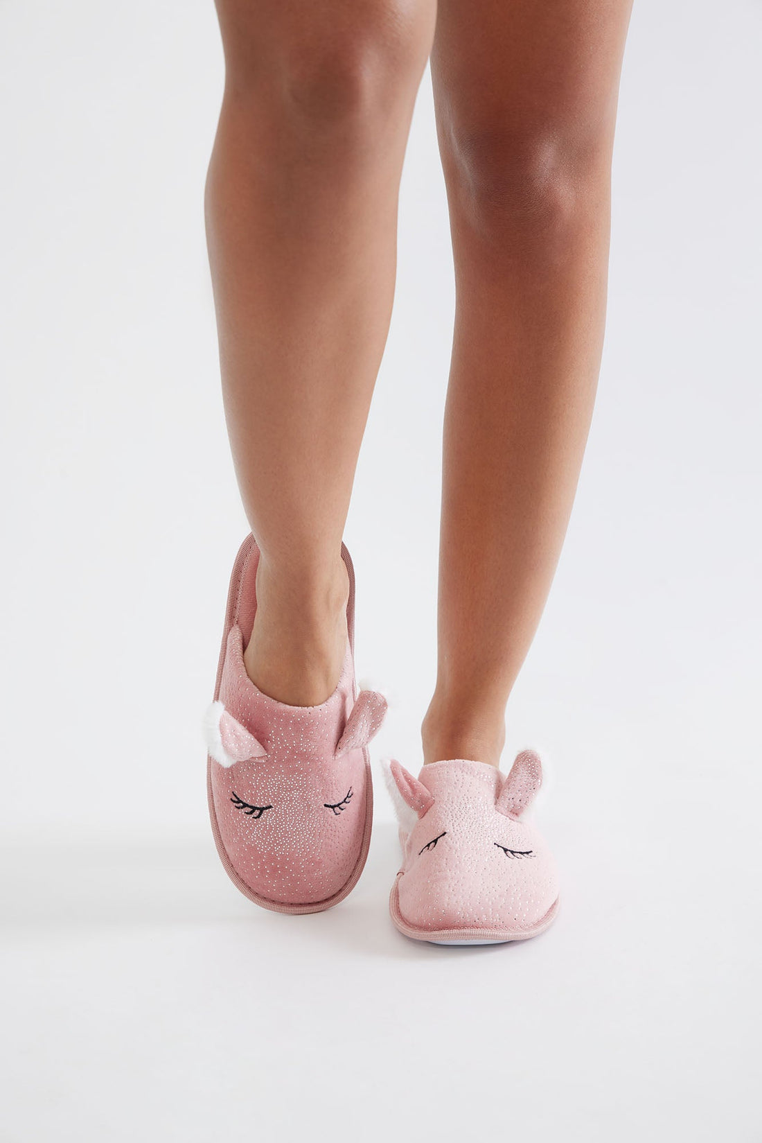 Very Cutesy Slippers - Pink
