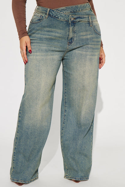 Confessions Crossover Tinted Jeans - Vintage Blue Wash