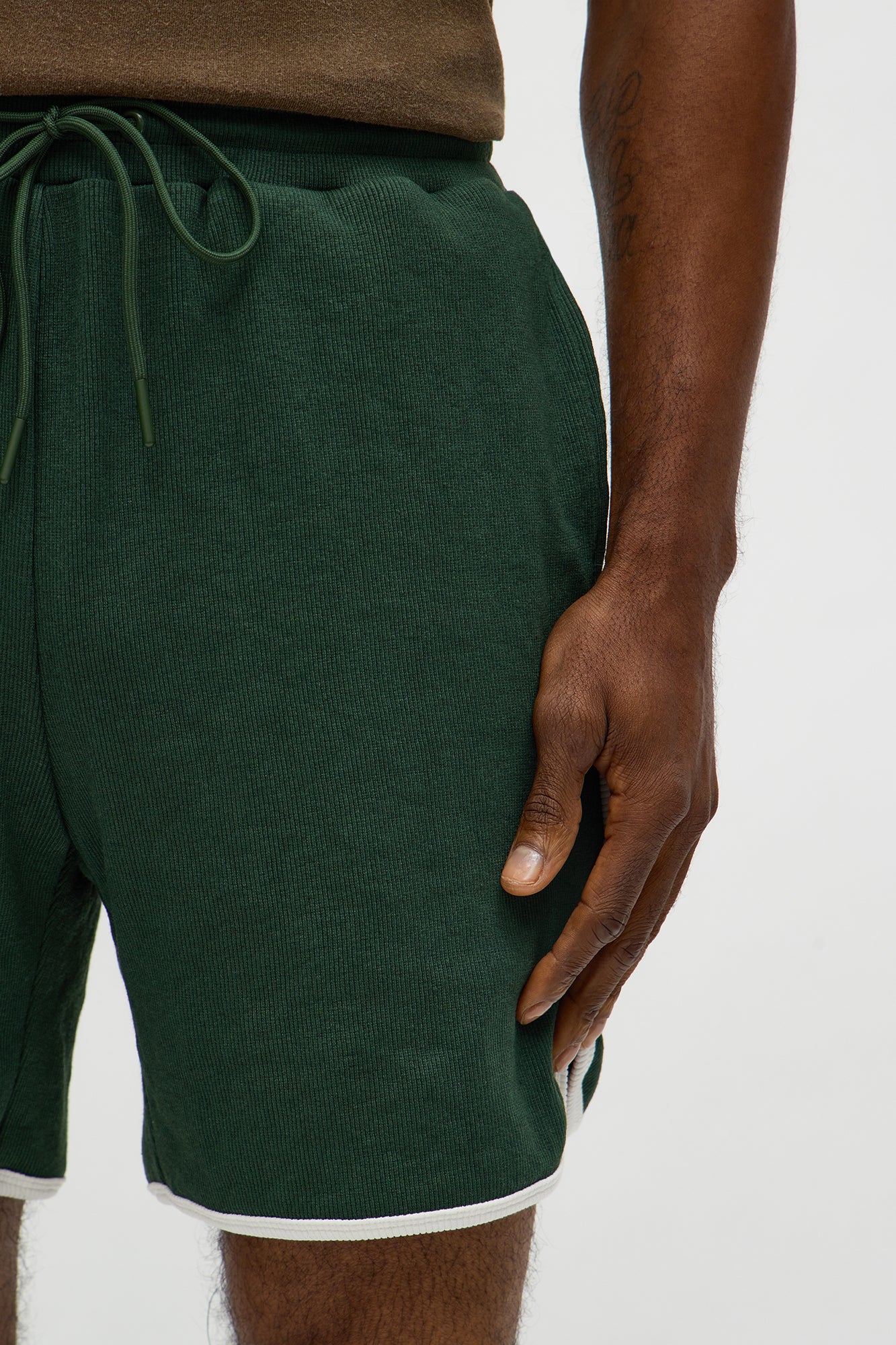 Retro Color Blocked Casual Short - Green/combo