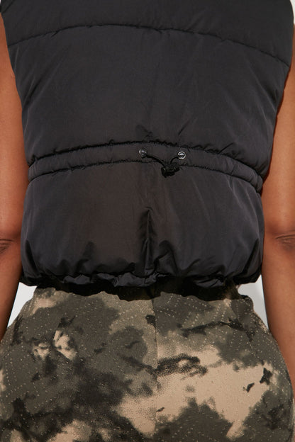 Live More Puffer Vest - Black