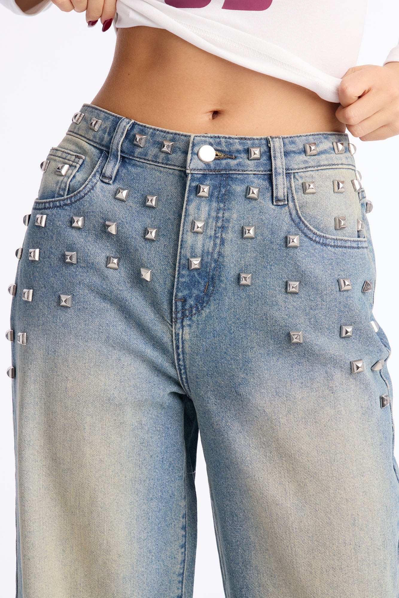 The Front Runner Studded Tinted Jeans - Vintage Wash