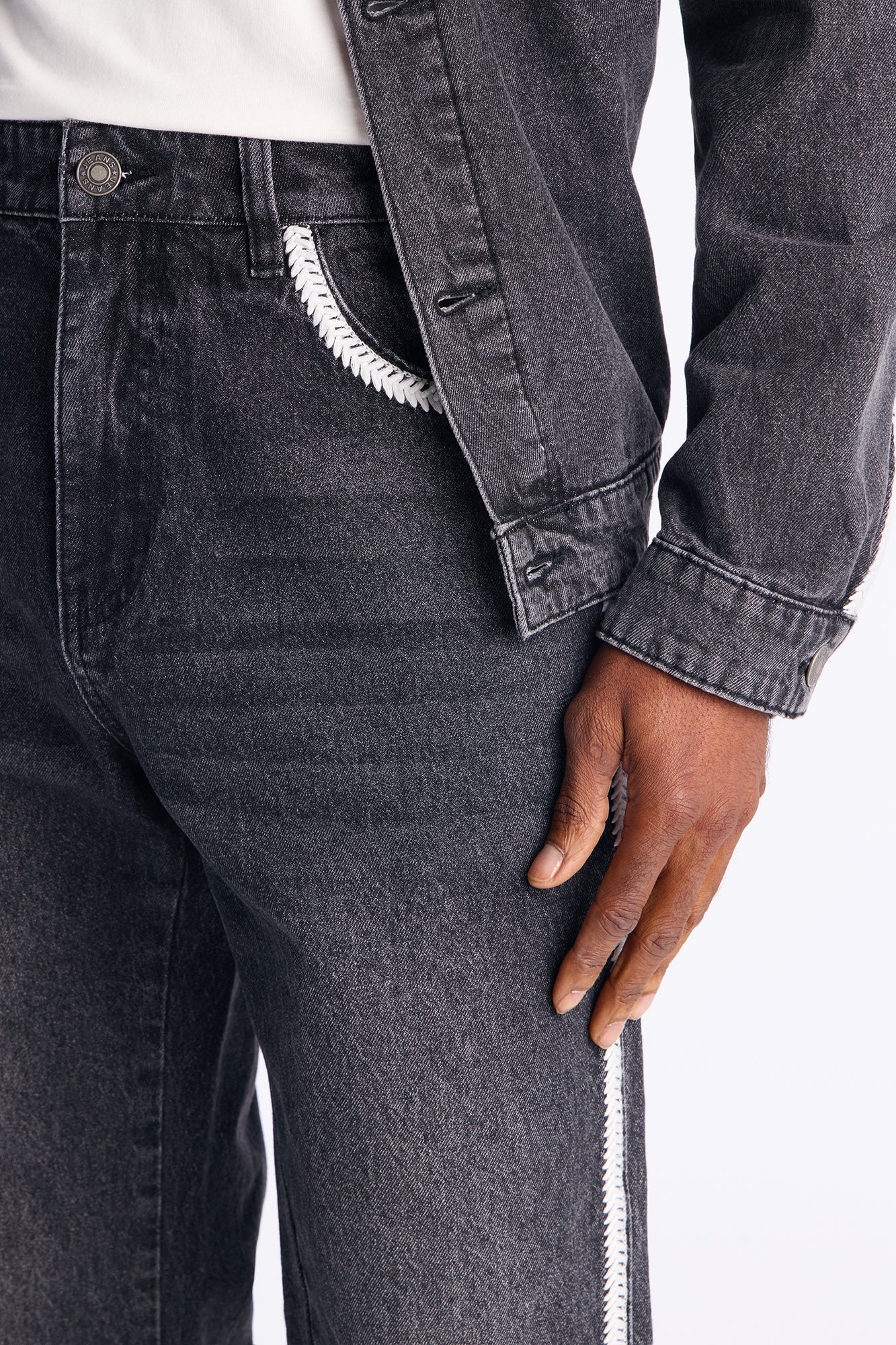 Slim Crochet Jean - Black Wash