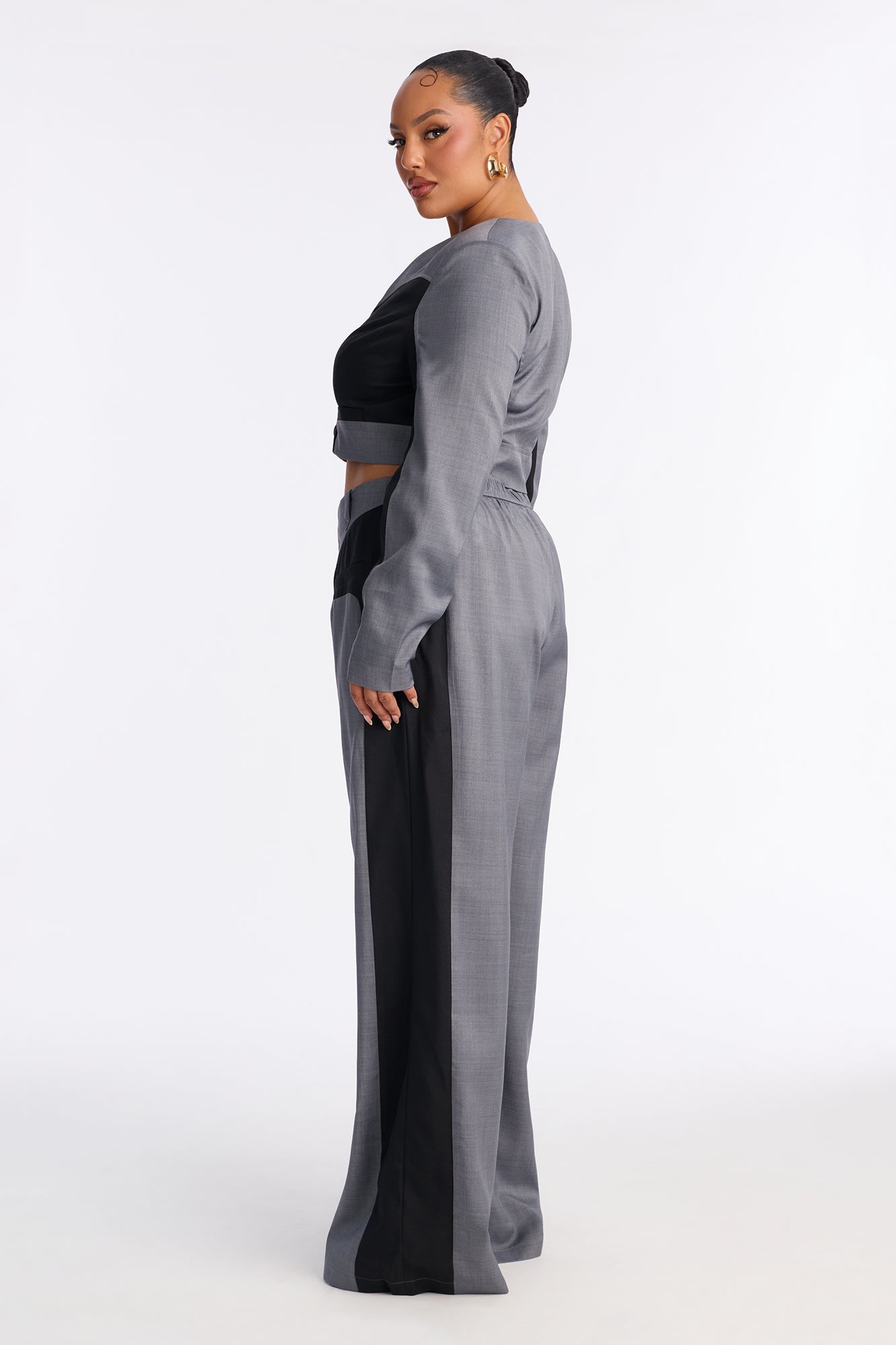 She Runs Things Cropped Blazer Pant Set - Grey/combo