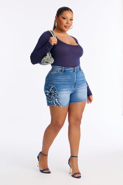 Fluttering Butterfly Embroidered Stretch Denim Shorts - Medium Wash