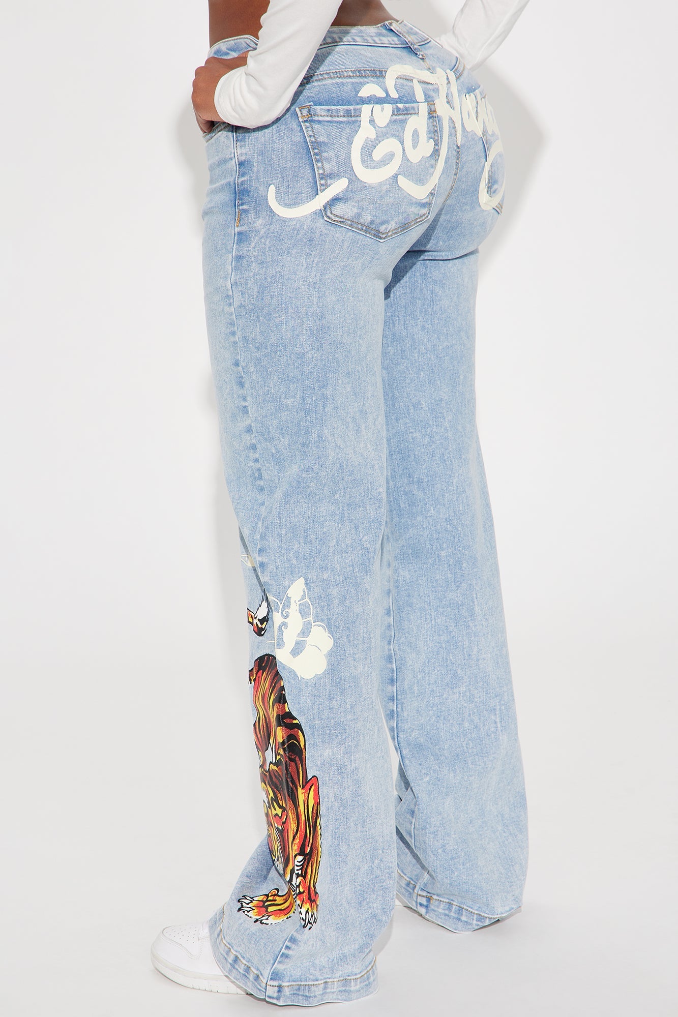Ed Hardy Crawling Tiger Stretch Wide Leg Jeans - Light Wash