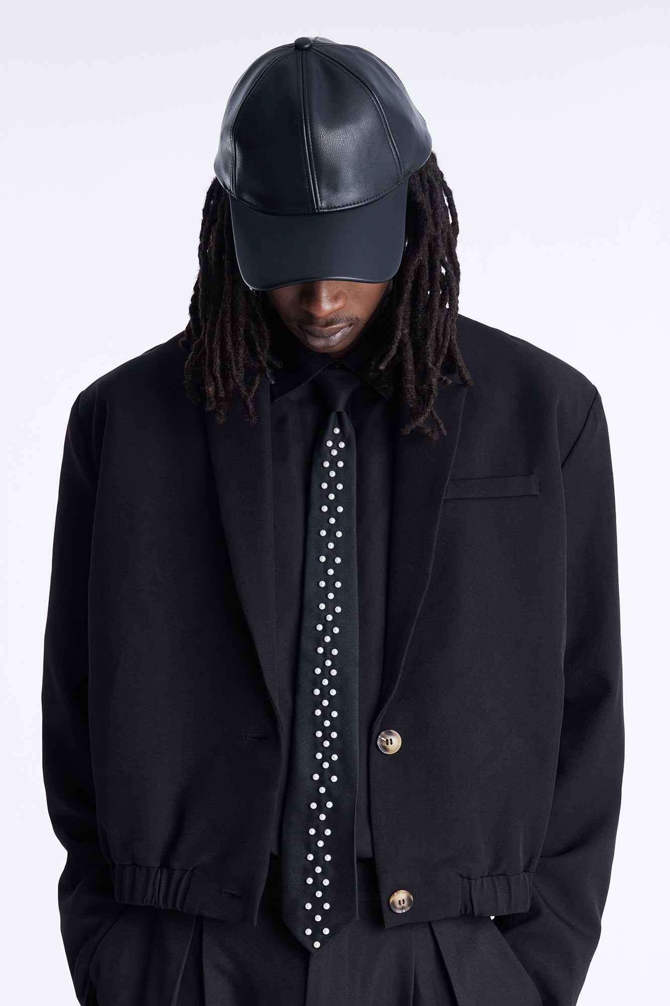 Pearl Accent Adjustable Pre Tied Tie - Black