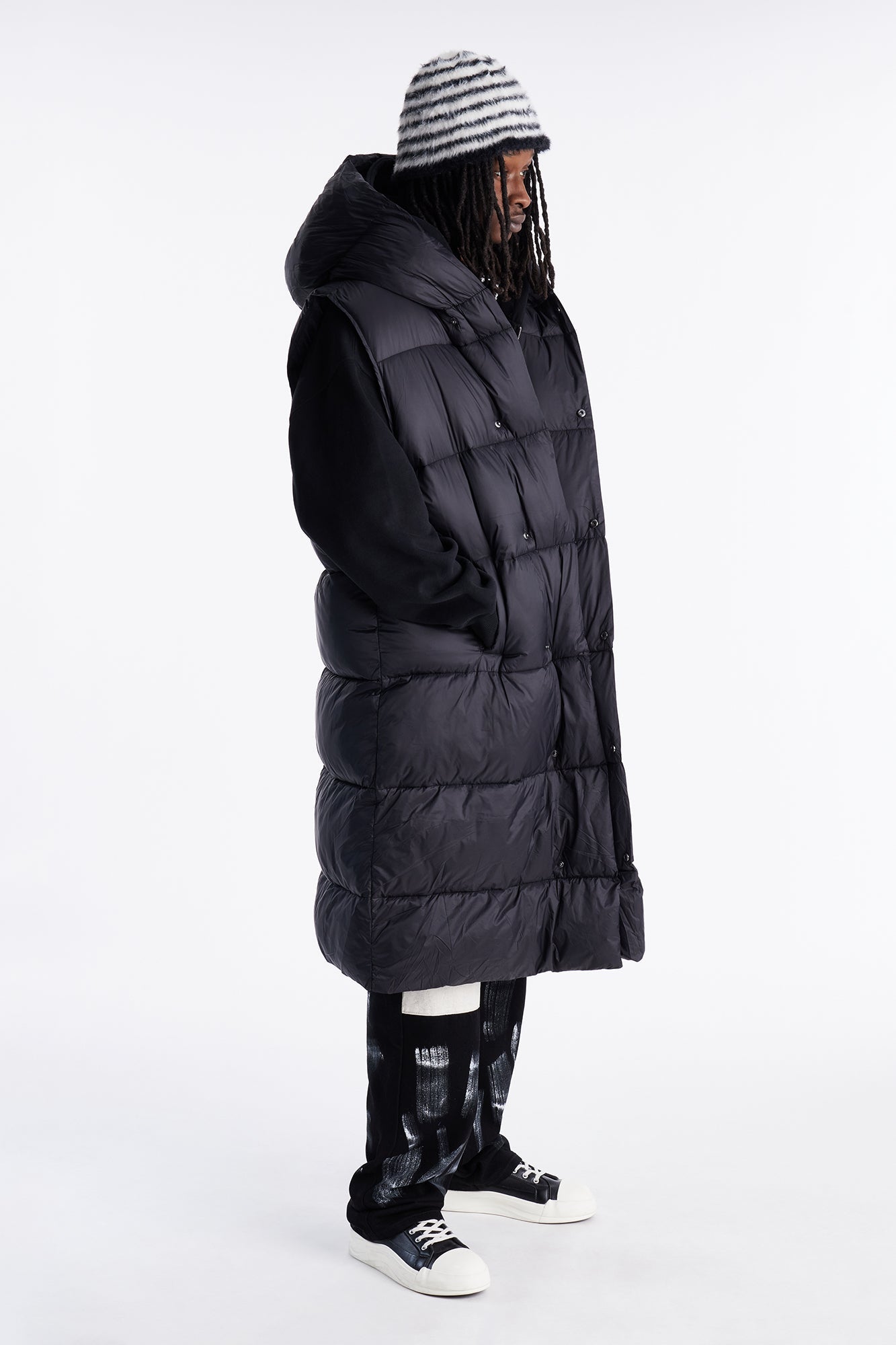 Hooded Exaggerated Cocoon Long Puffer Vest - Black