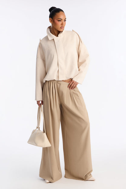 Power Moves Daily Pleated Low Rise Trouser 33″ - Khaki