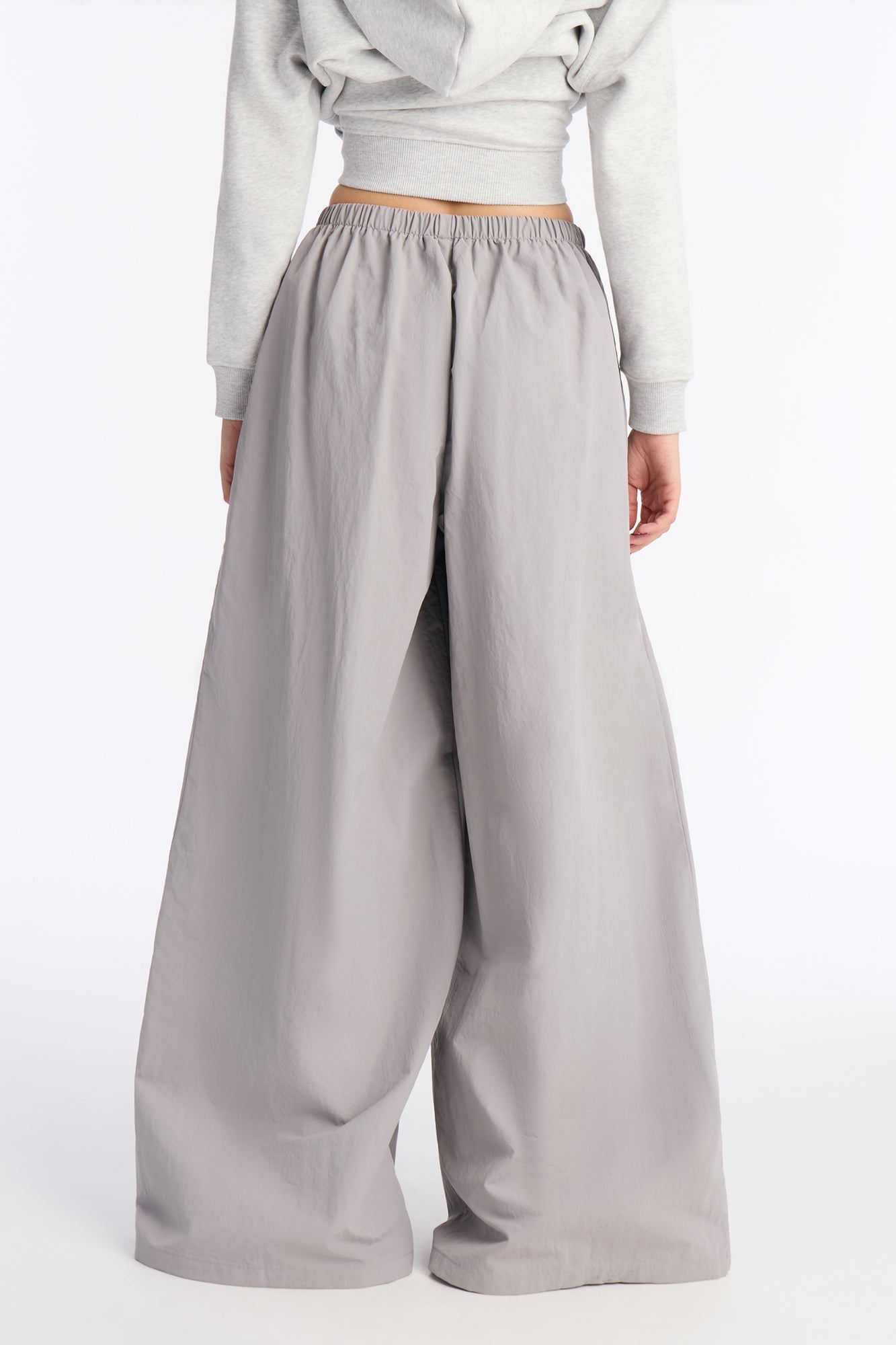 Different Vibe Wide Leg Windbreaker Pant 33″ - Grey