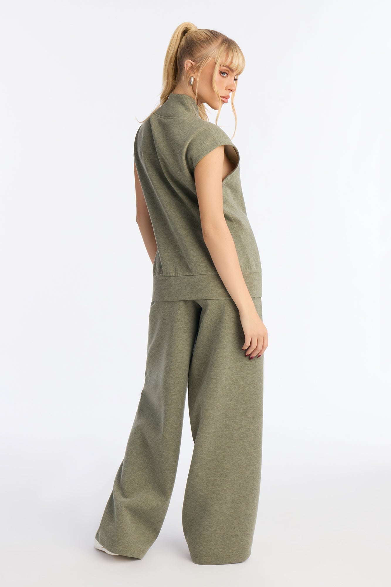 Shea Quarter Zip Sleeveless Pant Set - Olive