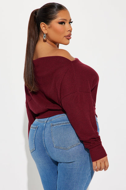 Halle Off Shoulder Top - Burgundy
