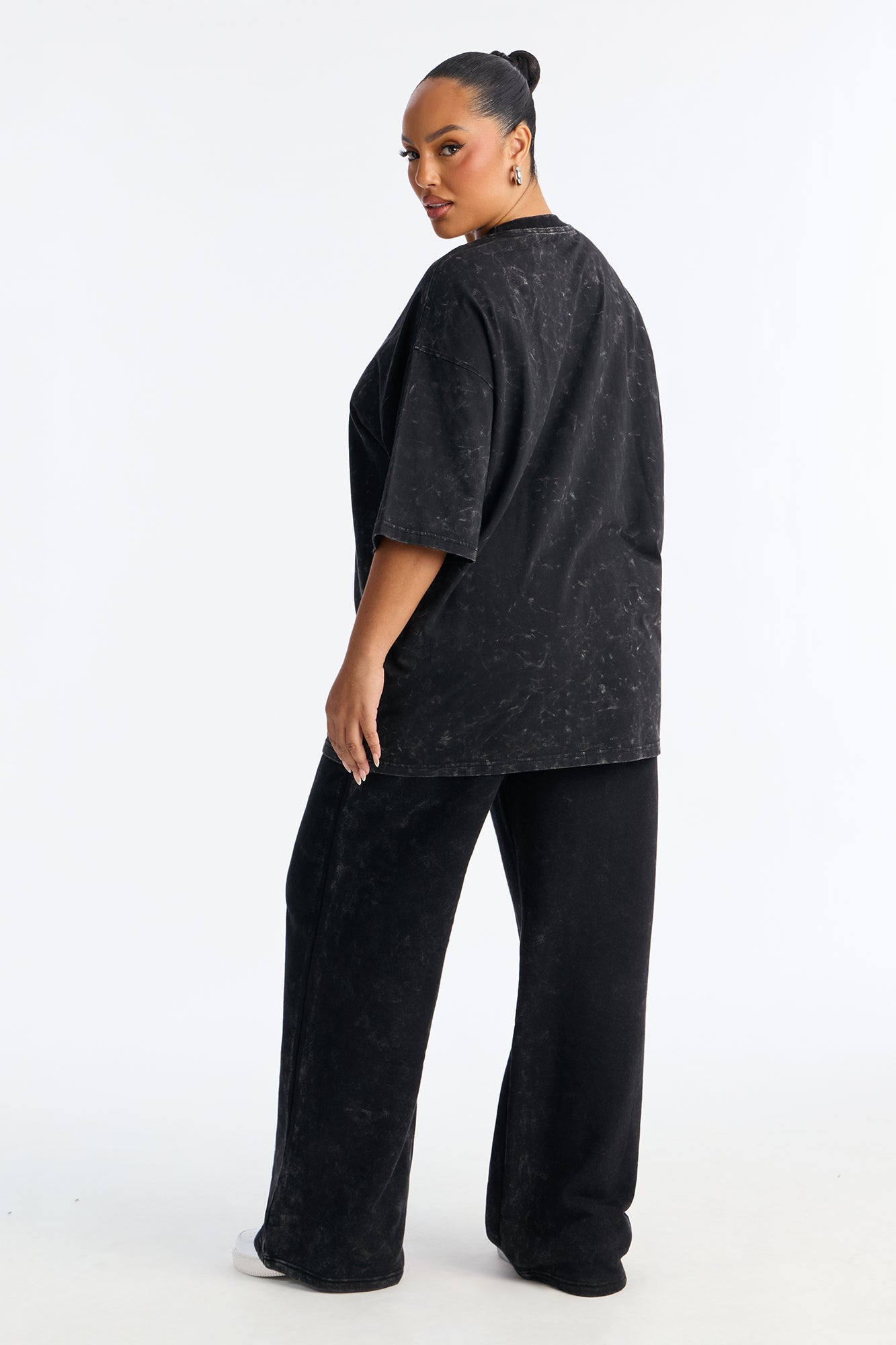 Happiness Looks Good On You Fleece Pant Set - Black
