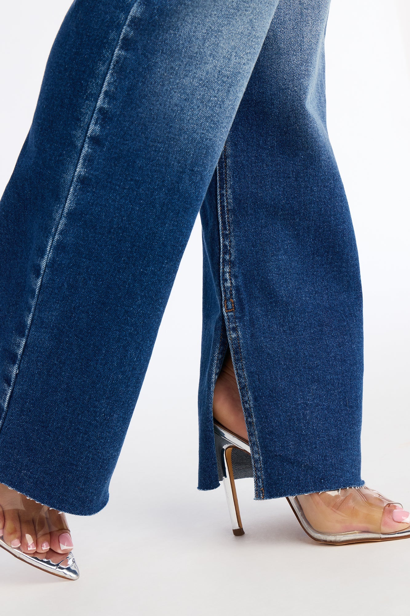 Arabella Stretch Straight Leg Jeans - Dark Wash