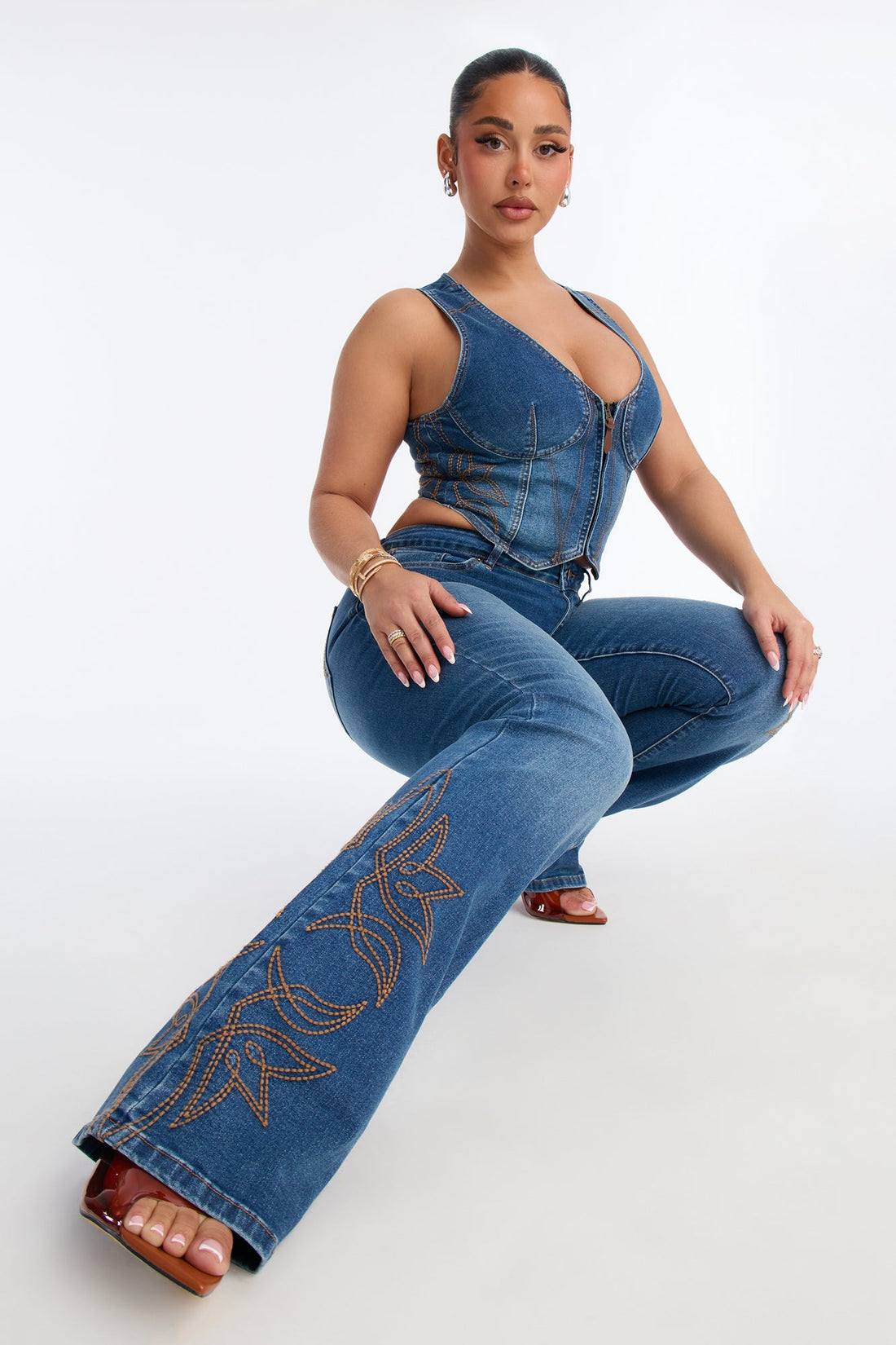 Rodeo Royale Embroidered Bootcut Jeans - Dark Wash